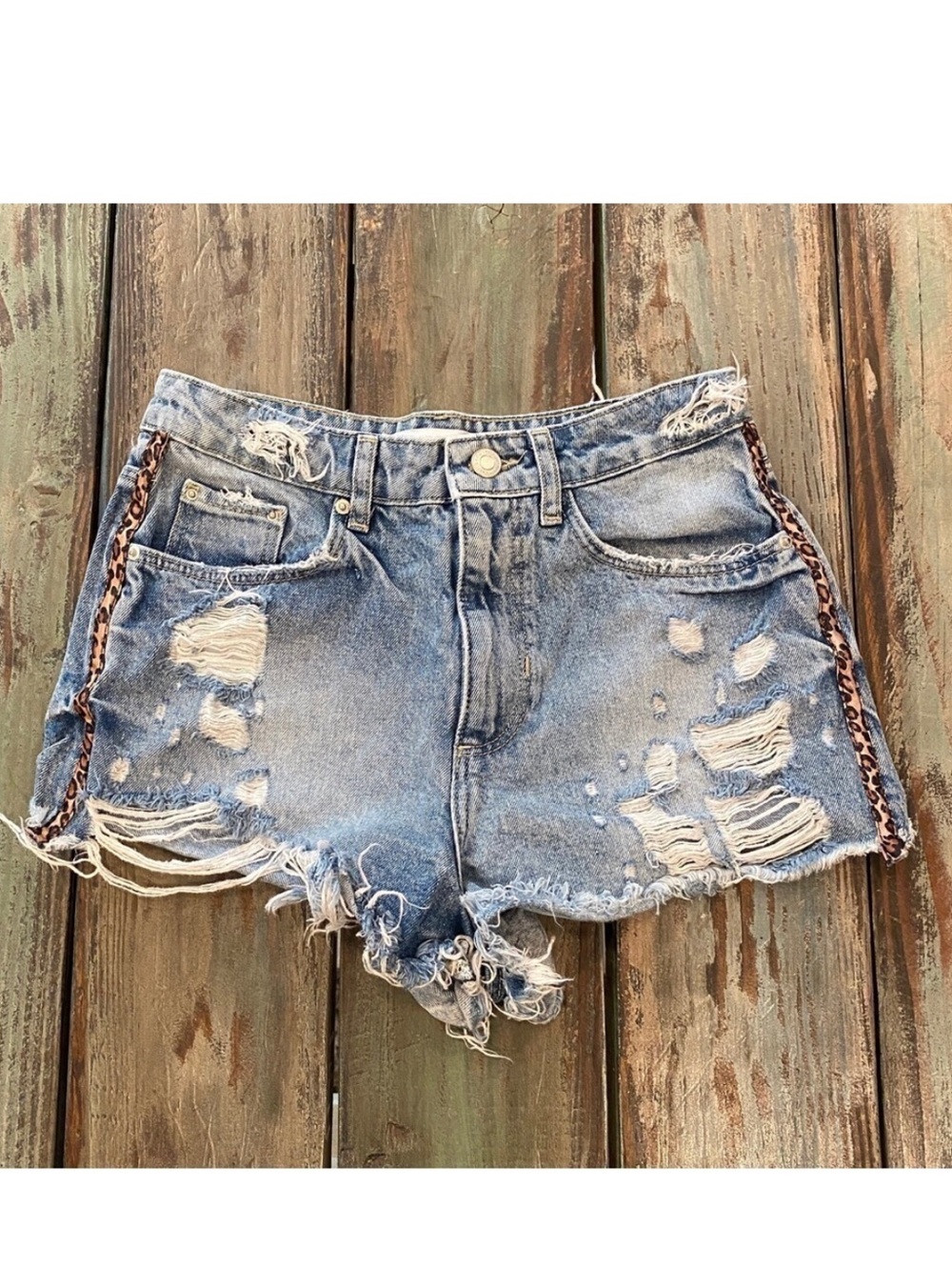 Zara Sz Small Denim Distressed Shorts With Animal Print Cutoffs High 11” Rise